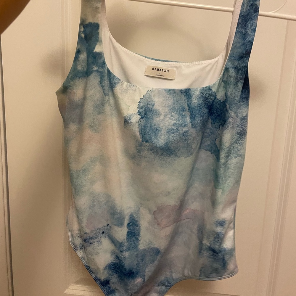 worn once aritzia bodysuit